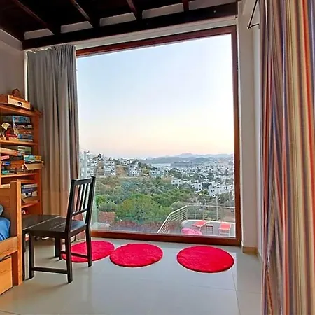 Villa In Sleeps 10 With Pool Air Con And Wifi Bodrum