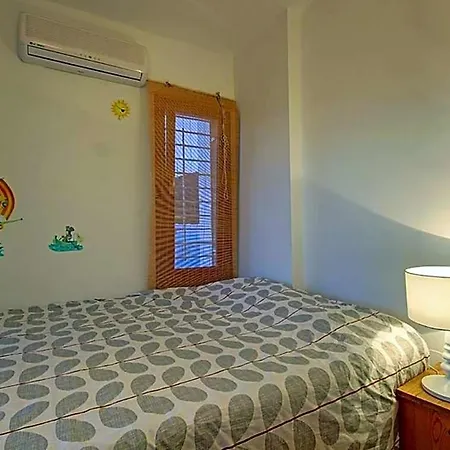 In Sleeps 10 With Pool Air Con And Wifi Villa *