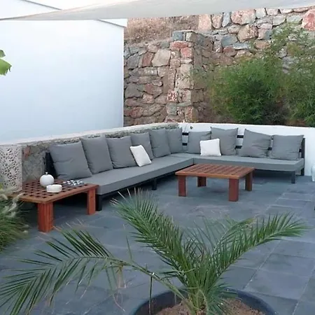 In Sleeps 10 With Pool Air Con And Wifi וילה בודרום